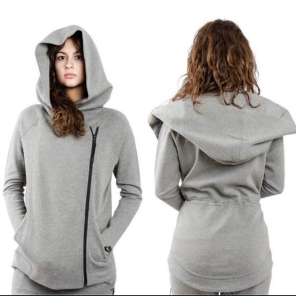 Nike tech fleece cape gray size Xs